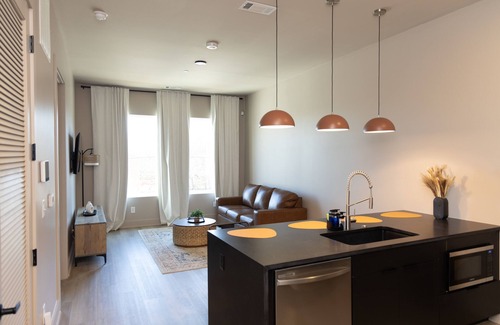Inglewood Condo | Charming 1bed condo in EastNash.12min Broadway&BNA, E+RoseCafe onsite 1st floor