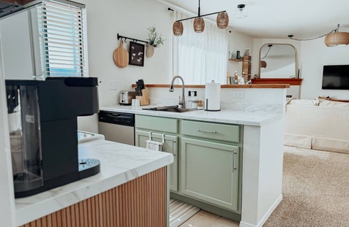 Englewood Apartment | Charming 1bed/1bath Apt near DTC
