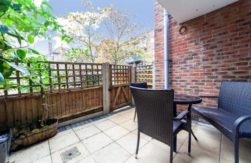 Latchmere Apartment | Charming 1BR apt w patio in Battersea