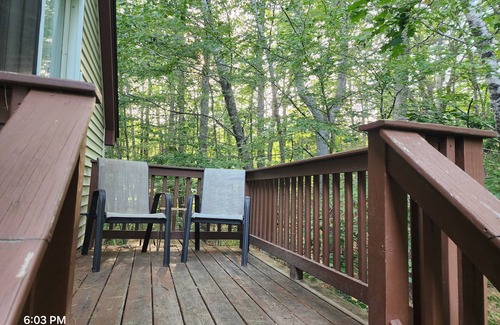 York Beach Apartment | Charming 1BR Beach Getaway Near Long & Short Sands – Private, Peaceful, Perfect!