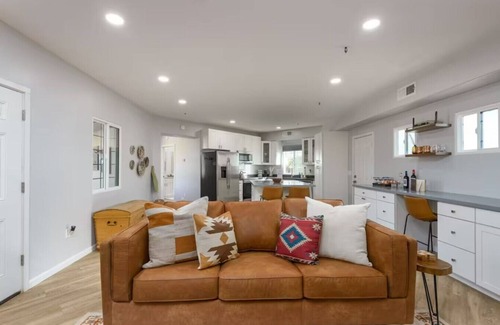 Carefree House | Charming 1BR Casita w/Pickleball + Floating Tub