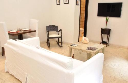 Cartagena Walled City Apartment | Charming 1BR apartment in the Heart of Cartagena's Old City