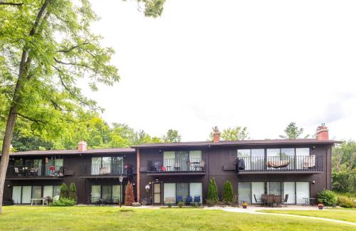Lake Geneva Apartment | Charming 1BR Condo with Patio, Near The Lake Geneva