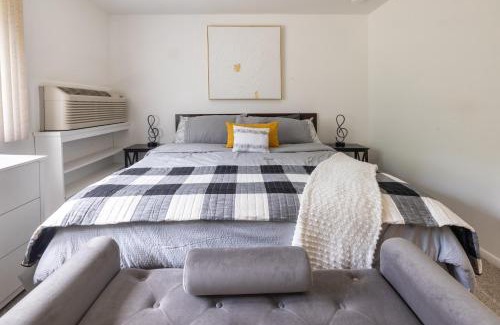 Lake Geneva Apartment | Charming 1BR Condo with Patio, Near The Lake Geneva