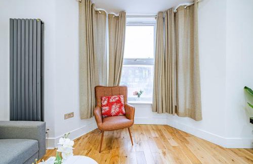 Fairfield Apartment | Charming 1BR Prime Location Near Station & Shops