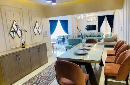 Nasr City Apartment | Charming 2-bedroom apartment with WiFi, AC in delightful Cairo Governorate