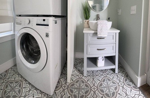 Westerly House | Charming 2 bed, 1.5 bath, pack less experience more!
