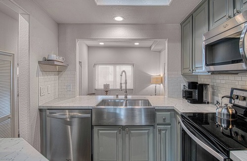 Dana Point Condo | Charming 2-bed, 2.5 bath condo in Dana Point with AC