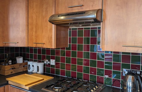Stoke Newington Apartment | Charming 2-Bed Apartment in Vibrant Stoke Newington, London
