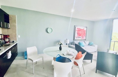 Ejidal Condo | Charming 2-bedroom/2-bathroom condo with fitness center in Playa del Carmen