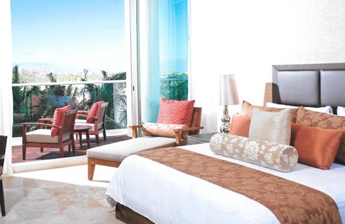 Gonzalo Guerrero Resort | Charming 2-bedroom resort with AC, fitness room at Vidanta Cancun