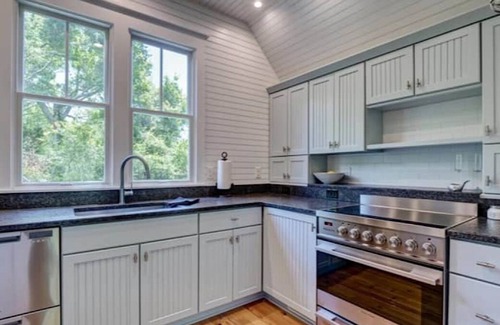 Keepers Landing House | Charming 2 Bedroom near desirable East Beach! Shoals club available n