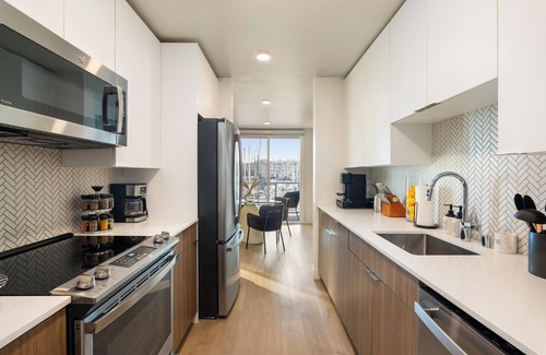 Marina del Rey Apartment | Charming 2-bedroom apartment with fitness room, WiFi in Marina del Rey