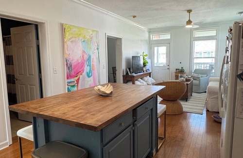 Pass Christian Condo | Charming 2-bedroom gulf view condo in serene Pass Christian/Long term Rental