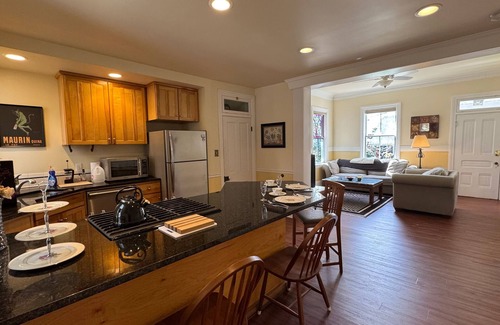 Lower Avenues House | Charming 2-bedroom house, with large greatroom, quiet Avenues neighborhood