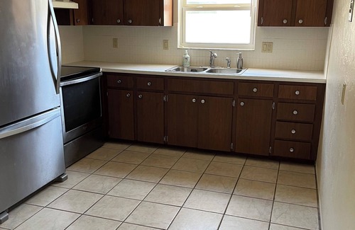 Disston Heights House | Charming 2-bedroom pool house with fenced yard, pet friendly in St. Petersburg