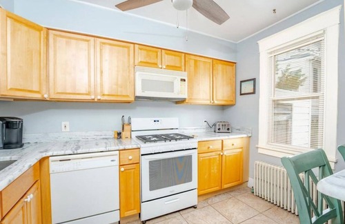 North End Apartment | Charming 2-bedroom 2 bath apartment in Amazing location in Ocean City