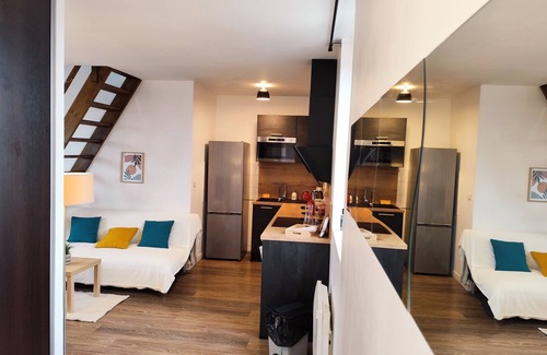 Margny-les-Compiegne Apartment | Charming 2-bedroom apartment in pleasant Compiègne with WiFi