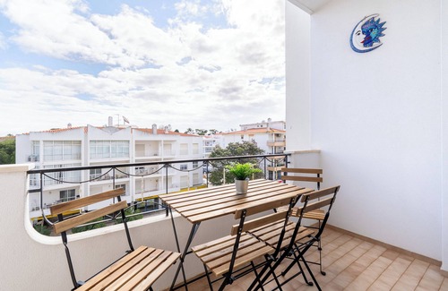 Downtown Hollywood Apartment | Charming 2-bedroom apartment with WiFi, AC in marvelous Hollywood