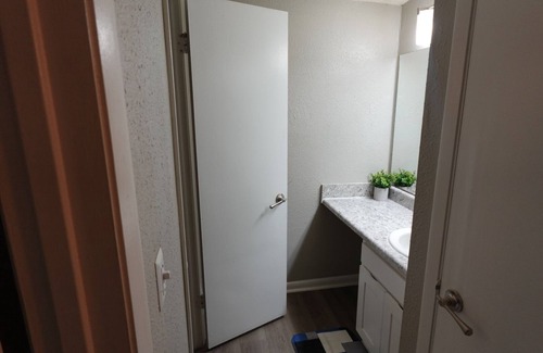 Marietta Apartment | Charming 2-bedroom apartment with AC, fitness room in pleasant Marietta