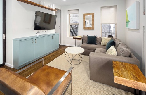 Central Park West Apartment | Charming 2-bedroom apartment in the Upper West Side. 7 minutes from Time Square