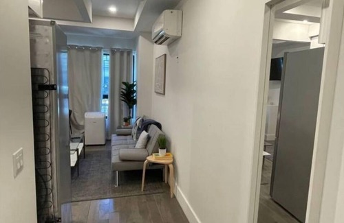 Harlem Apartment | Charming 2-bedroom apartment with AC, WiFi in brilliant East Harlem