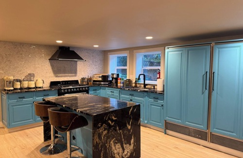 Willamette Heights Apartment | Charming 2-bedroom apartment in wonderful Portland