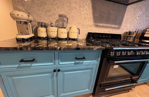 Willamette Heights Apartment | Charming 2-bedroom apartment in wonderful Portland