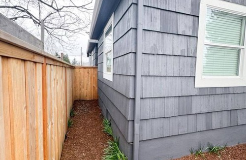Overlook Apartment | Charming 2-bedroom apartment with WiFi, AC in fabulous Portland