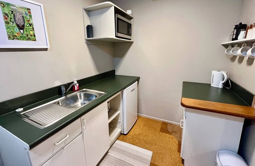 Methven Apartment | Charming 2-bedroom apartment in Methven with free WiFi