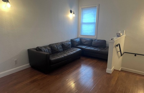 Vallejo Apartment | Charming 2-bedroom apartment in tranquil Vallejo with WiFi