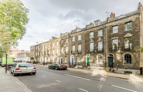 Bloomsbury Apartment | Charming 2-bedroom apartment in wonderful London with WiFi