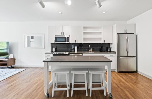 Mission Hill Apartment | Charming 2-bedroom apartment in amazing Boston Hospitals