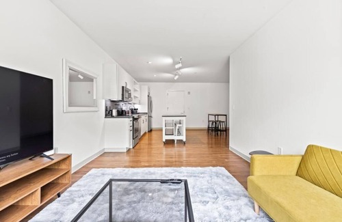 Mission Hill Apartment | Charming 2-bedroom apartment in amazing Boston Hospitals