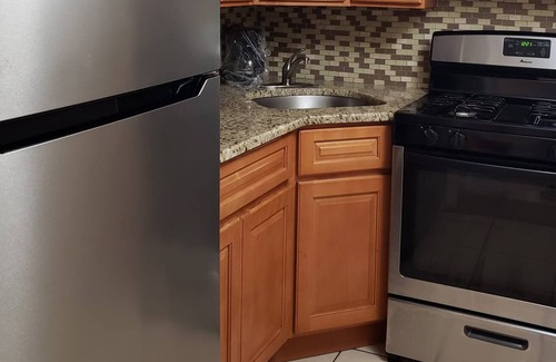 South Jamaica Apartment | Charming 2-bedroom apartment in fabulous Queens with WiFi, AC