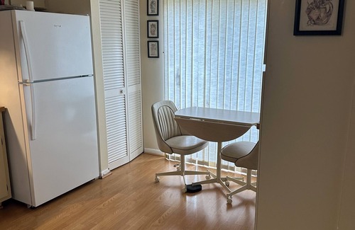 Villas Condo | Charming 2-bedroom condo in fabulous Fort Myers. Close stores and restaurants.