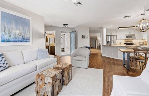 Wabasso Beach Condo | Charming 2-bedroom condo in Sea Oaks, a beautiful tennis and beach community