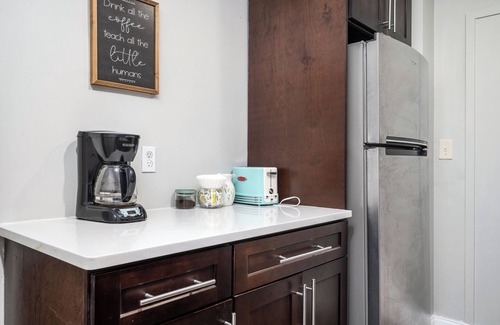 Old Fourth Ward Condo | Charming 2-Bedroom Condo in Atlanta with Free Parking