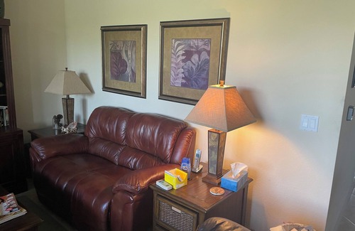 Naples Condo | Charming 2-bedroom condo with WiFi, fitness room in nice Naples. Golf available.