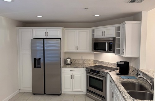 North Naples Condo | Charming 2-bedroom condo in beautiful Naples with WiFi, fitness room
