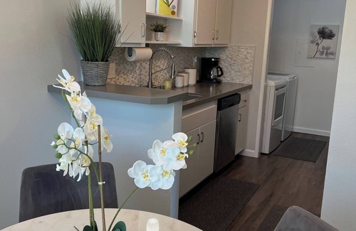 Fetters Hot Springs-Agua Caliente Condo | Charming 2-bedroom condo with AC, WiFi in amazing Sonoma