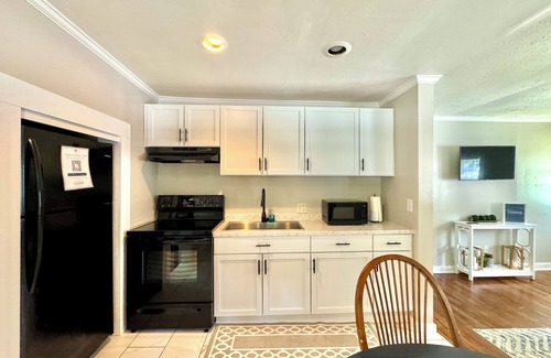 Beaufort Cottage | Charming 2-bedroom cottage with WiFi and AC in enchanting Beaufort
