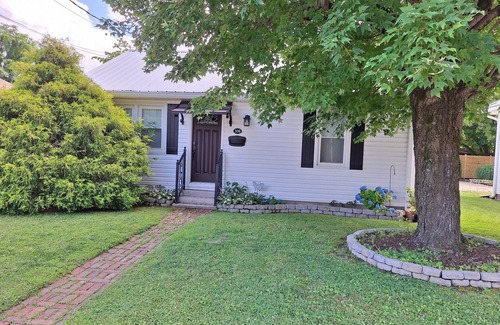 Erwin Cottage | Charming 2-bedroom cottage in serene Erwin with AC, WiFi