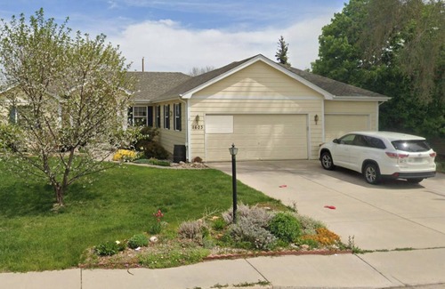 Loveland House | Charming 2-bedroom estate in peaceful Loveland with AC
