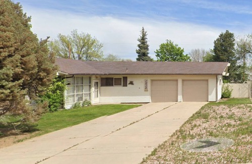 Loveland House | Charming 2-bedroom estate in peaceful Loveland with AC