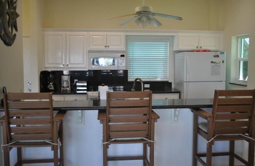 Islamorada House | Charming 2 Bedroom Ground Level Home with Bay Views
