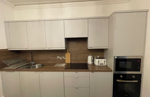 Didsbury Apartment | Charming 2 Bedroom Apartment in Didsbury with free parking