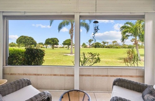 Stuart Villa | Charming 2-bedroom golf course villa in Stuart with WiFi, Jan - March 2025