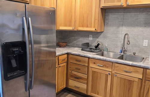 South Bend House | Charming 2-bedroom house in peaceful part of South Bend with Heat and AC