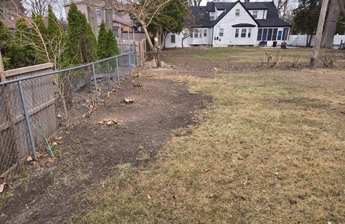 Southfield House | Charming 2-bedroom house with AC, WiFi in wonderful Southfield2 car